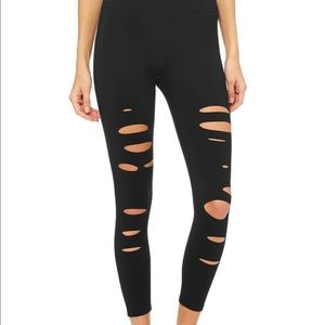 Alo high waist ripped warrior legging - black sz M